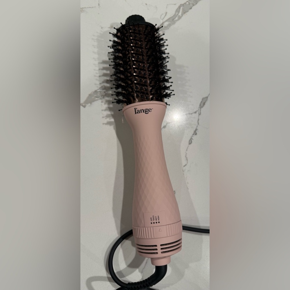 Lange  Le Volume Hair Styling Brush 60 mm with hair towel and clips - Picture 4 of 8